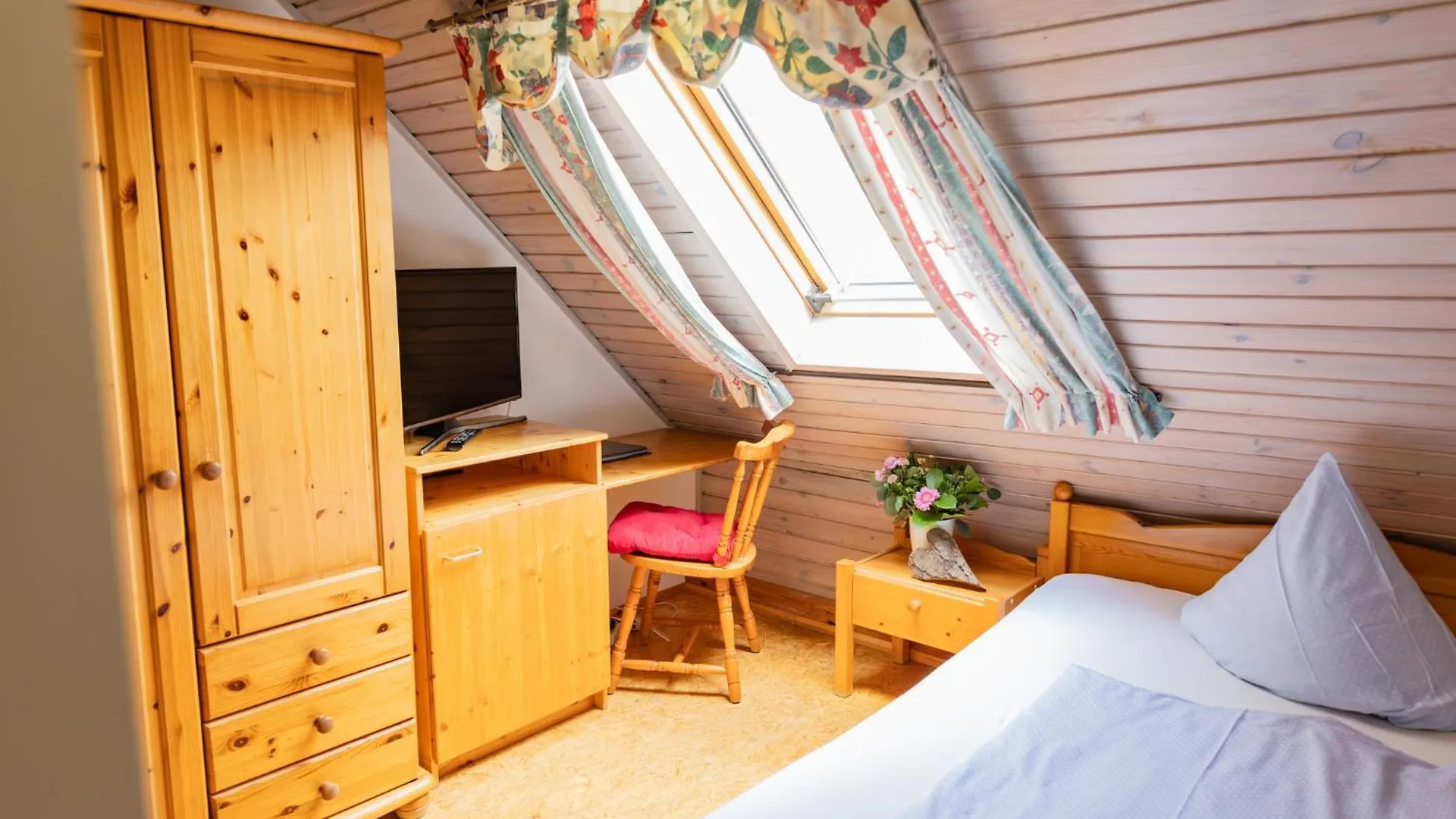 Farm stay Ferienhof Hofer Absberg